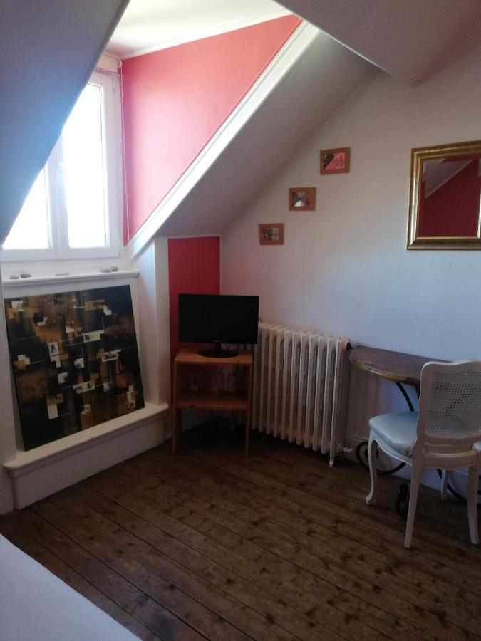 La Chambre D'Hote De Chris Cherbourg-en-Cotentin Exterior photo